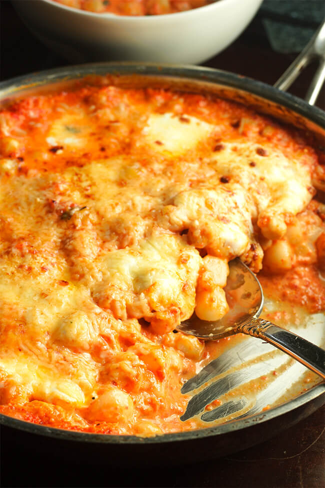 This Gnocchi in Spicy Roasted red pepper and tomato sauce is creamy, tangy and lusciously tasty!