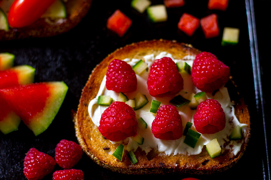 This summer fruit toast recipe is truly as simple as it sounds. I love summer fruits. Everything seems juicer and more flavorful in the summer months. So mix and match all you want. Just have fun with it!