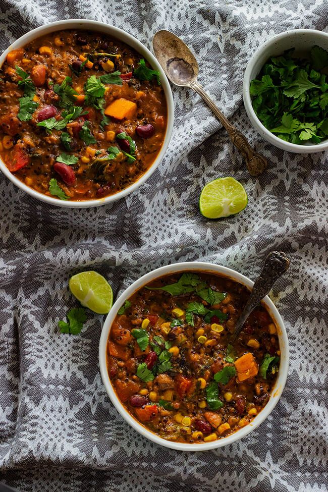 This jerk Turkey Chili recipe is the perfect weeknight dinner. It has the right amount of spice to add some excite everyone. make it today.