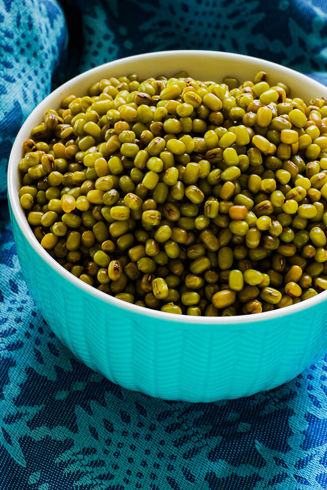 This recipe answers the basic question of How to cook mung beans. Mung beans are richer with vitamins and are so easy to add to most salads for added nutrients. 