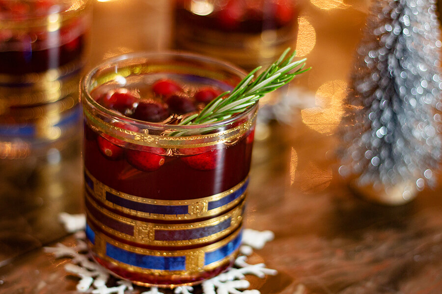 So excited to be sharing this festive and fun Cranberry Rosemary Crush with you guys today! Just in time for all the holiday parties. Minimal prep time and maximum taste- that's my kinda drink. 