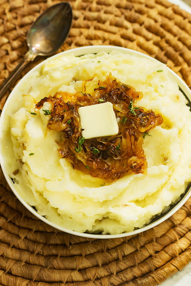 These creamy mashed potatoes are shockingly good and easy to make! Let's get into the secret to the best Extra Creamy Butter Mashed Potatoes recipe with a twist.
